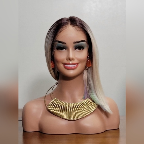 Hair 3d Smiling Mannequin Realistic Mannequin Head With Shoulders